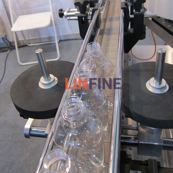 Automatic Bottle Labeling Machine